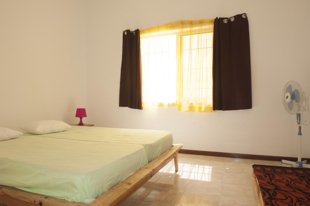 Simabo'S Backpackers' Hostel Mindelo Eksteriør billede
